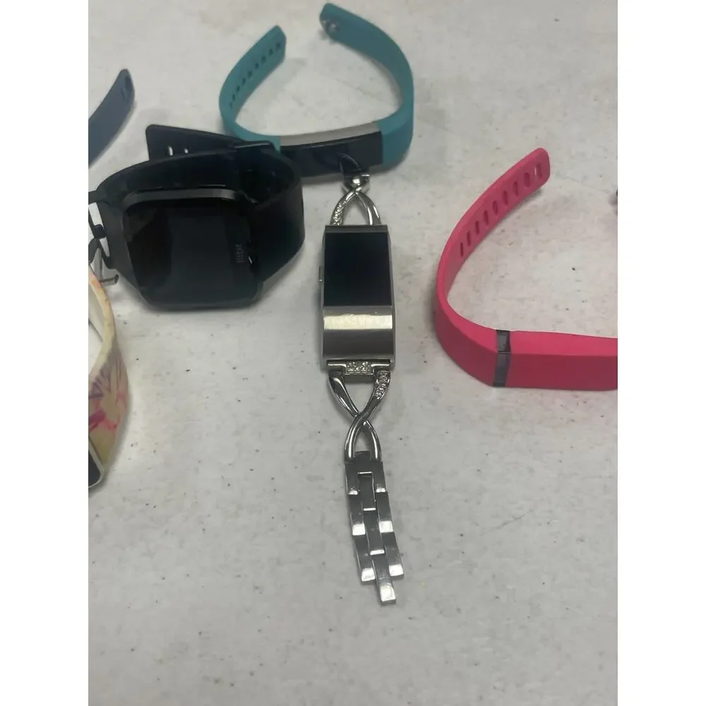 fitbit lot mixed
