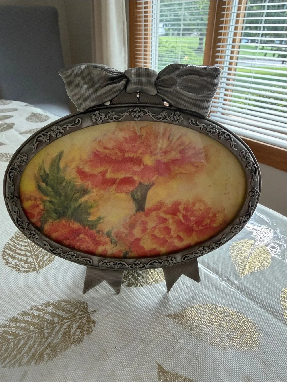 Pewter Oval Victorian style photo frame table top