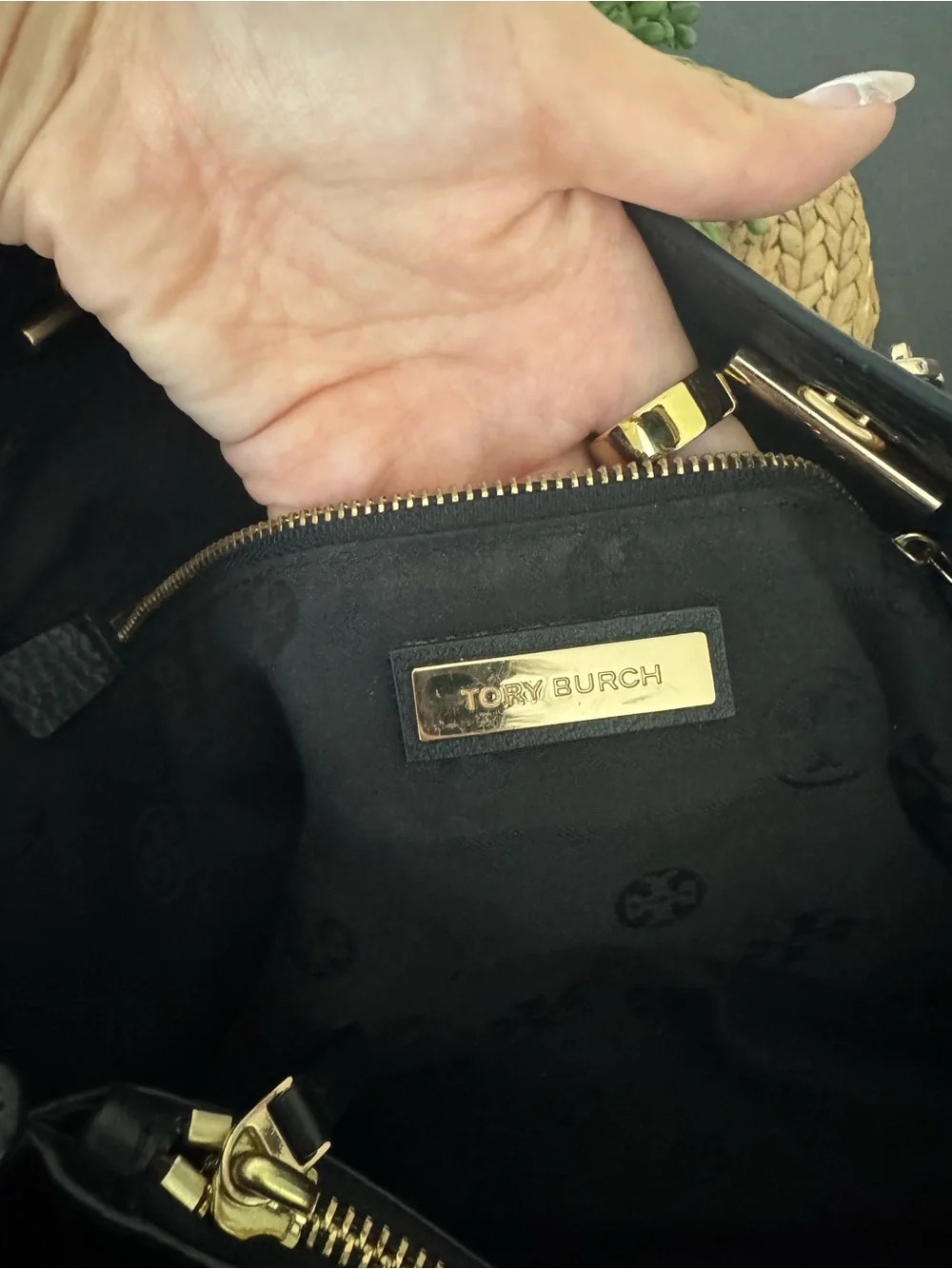 Tory Burch tory burch
