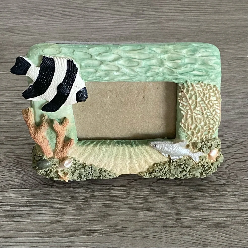 VTG Ocean Fish Shell  Starfish Beach Picture Frame