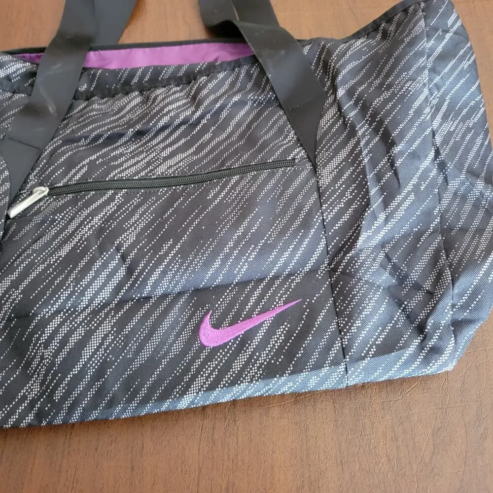 Nike one luxe
