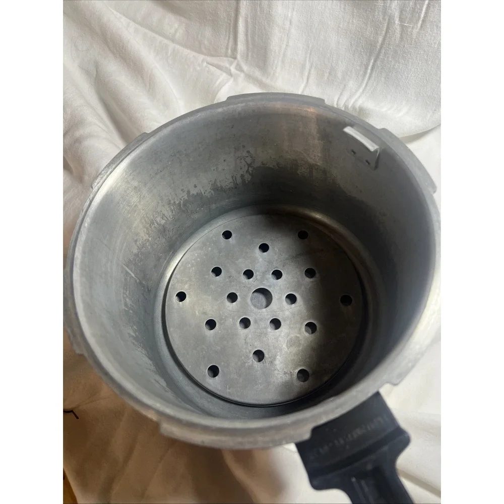 Presto vintage quart
