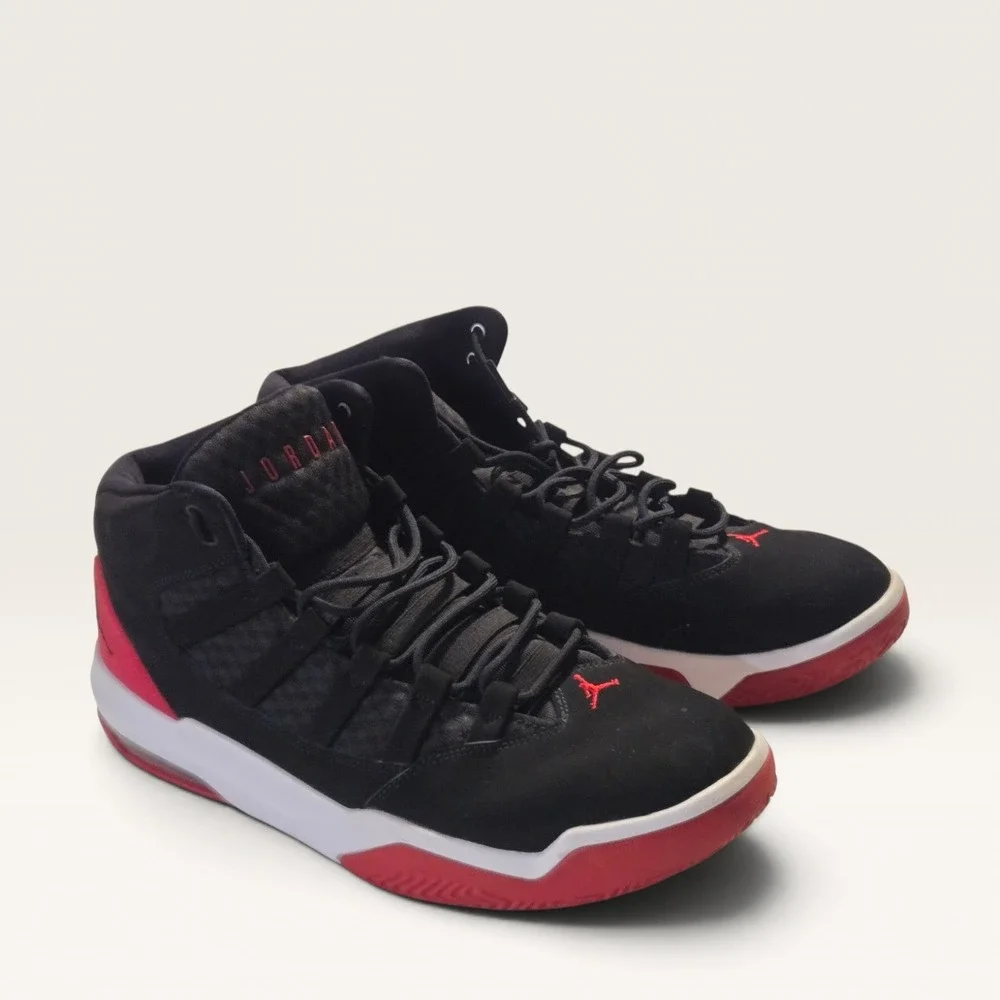 Jordan max aura