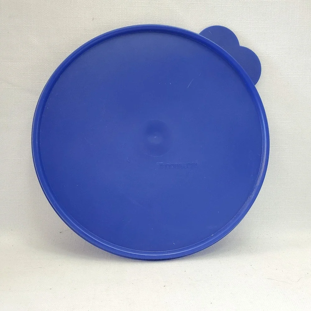 Tupperware vintage classic