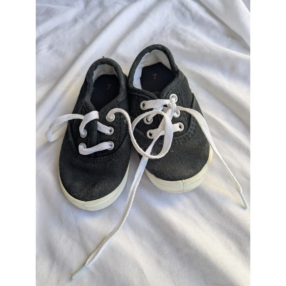 The Unbranded Brand these are
