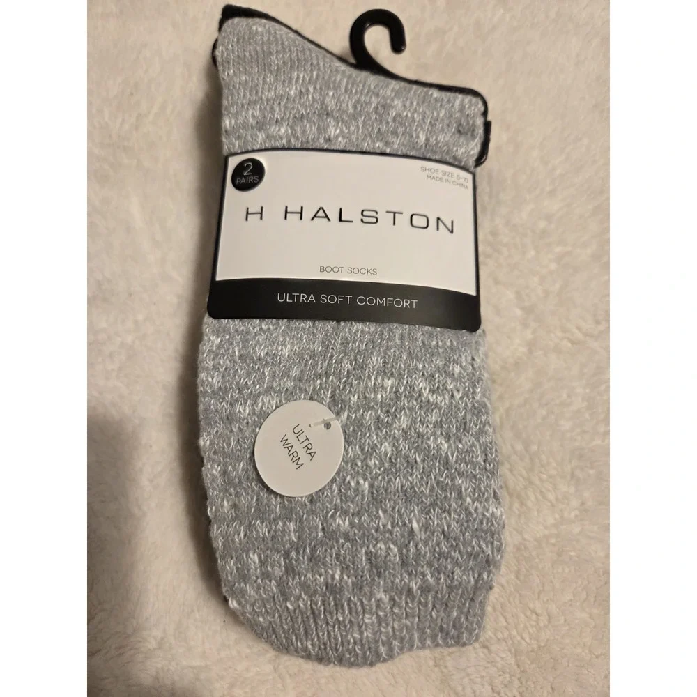 H HALSTON ‎ Women's Ultra Warm Soft Boot Socks, 2 Pair Gray and Black, NWT