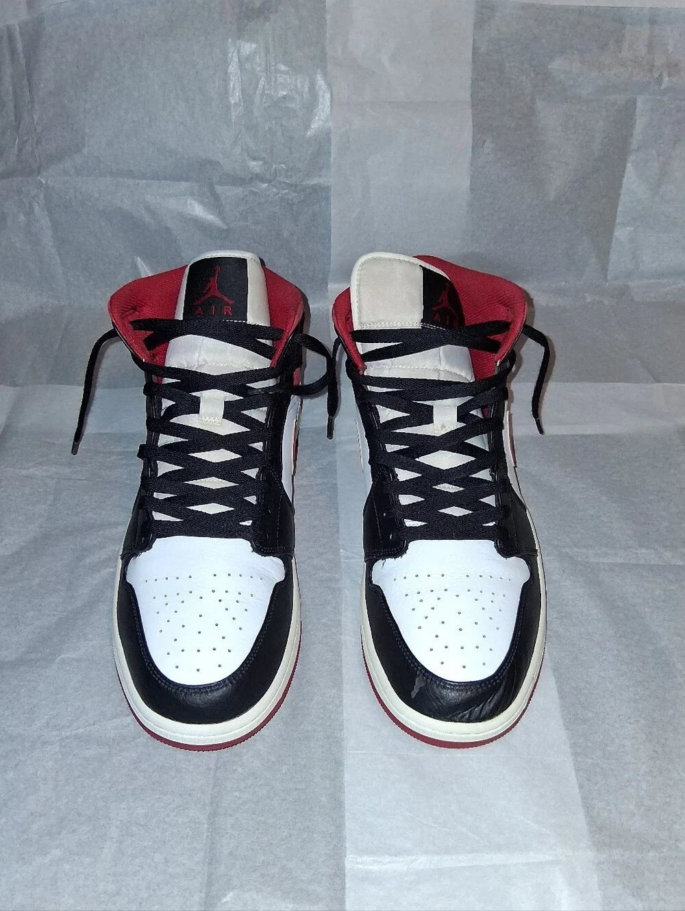 Jordan 1 Retro Sneakers, Size Men 13