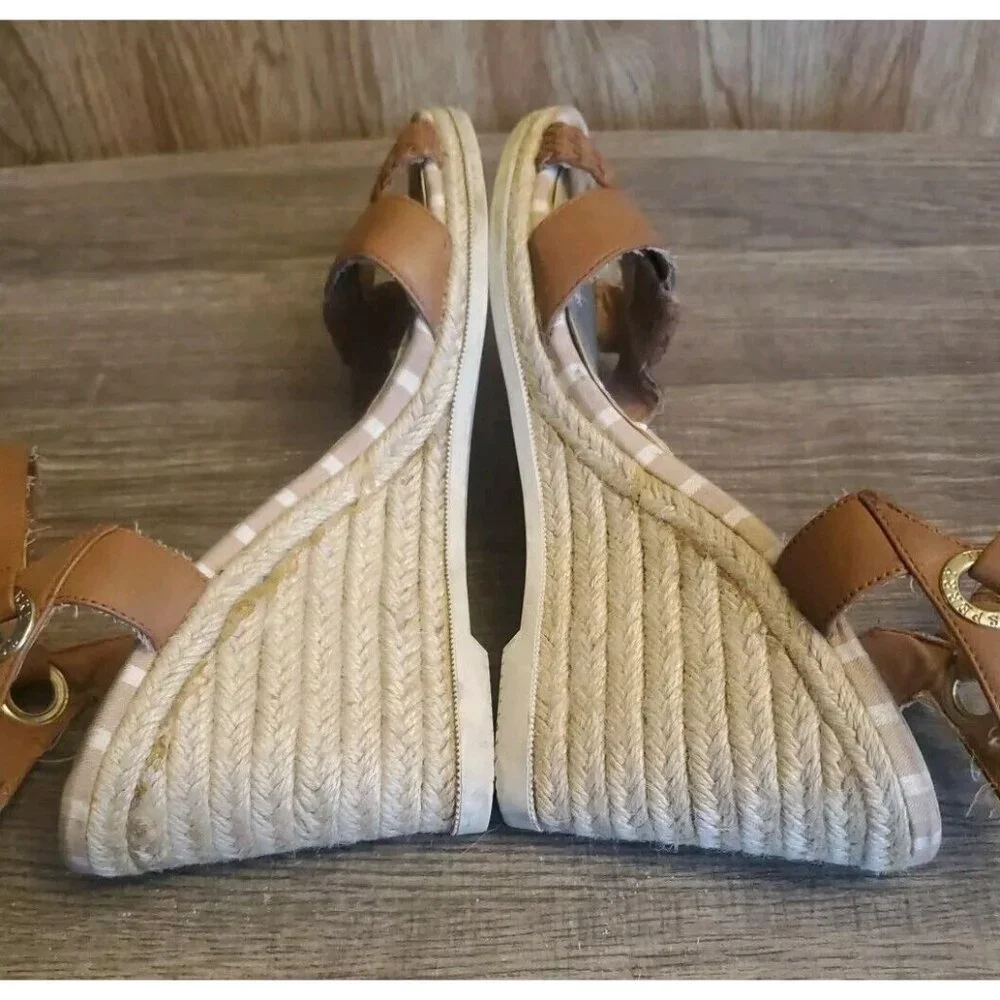 Sperry elevate your