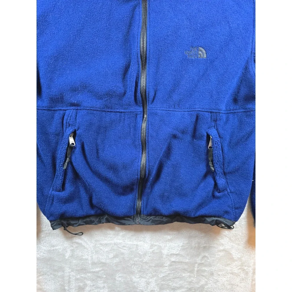 The North Face size tag