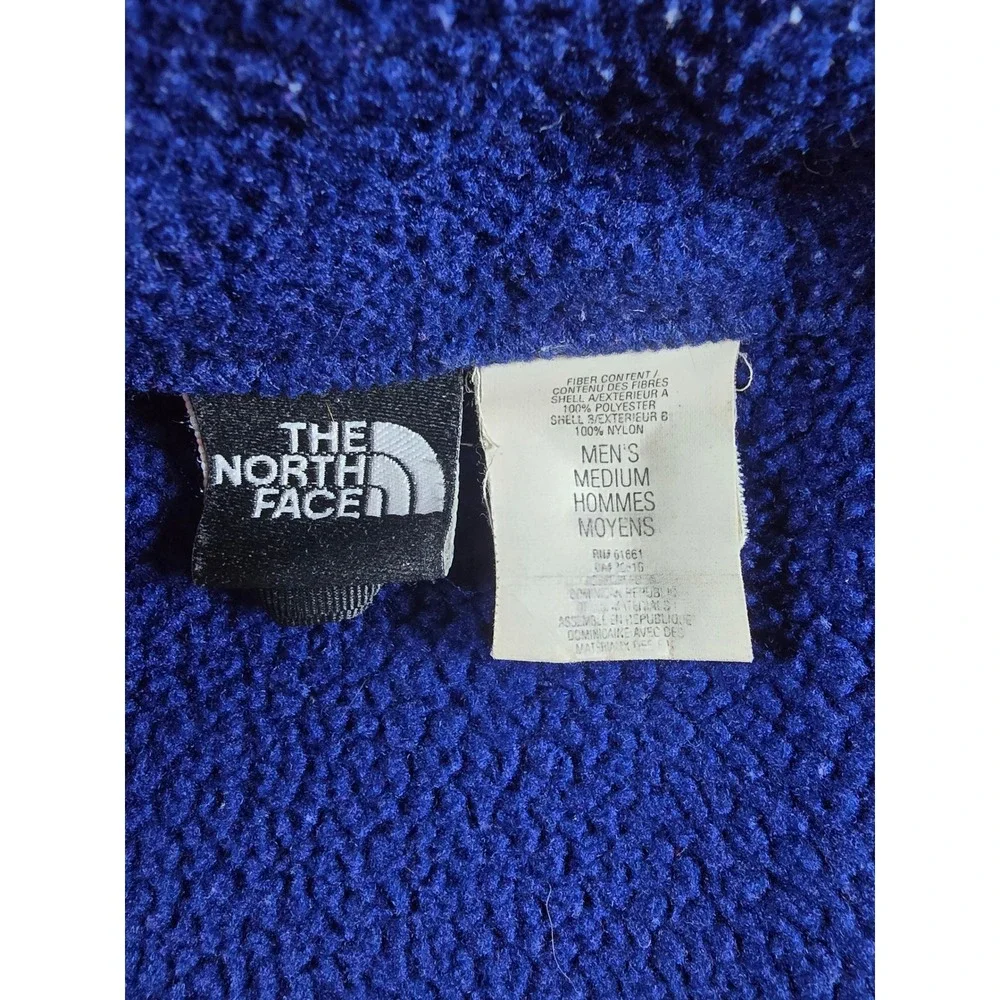 The North Face size tag