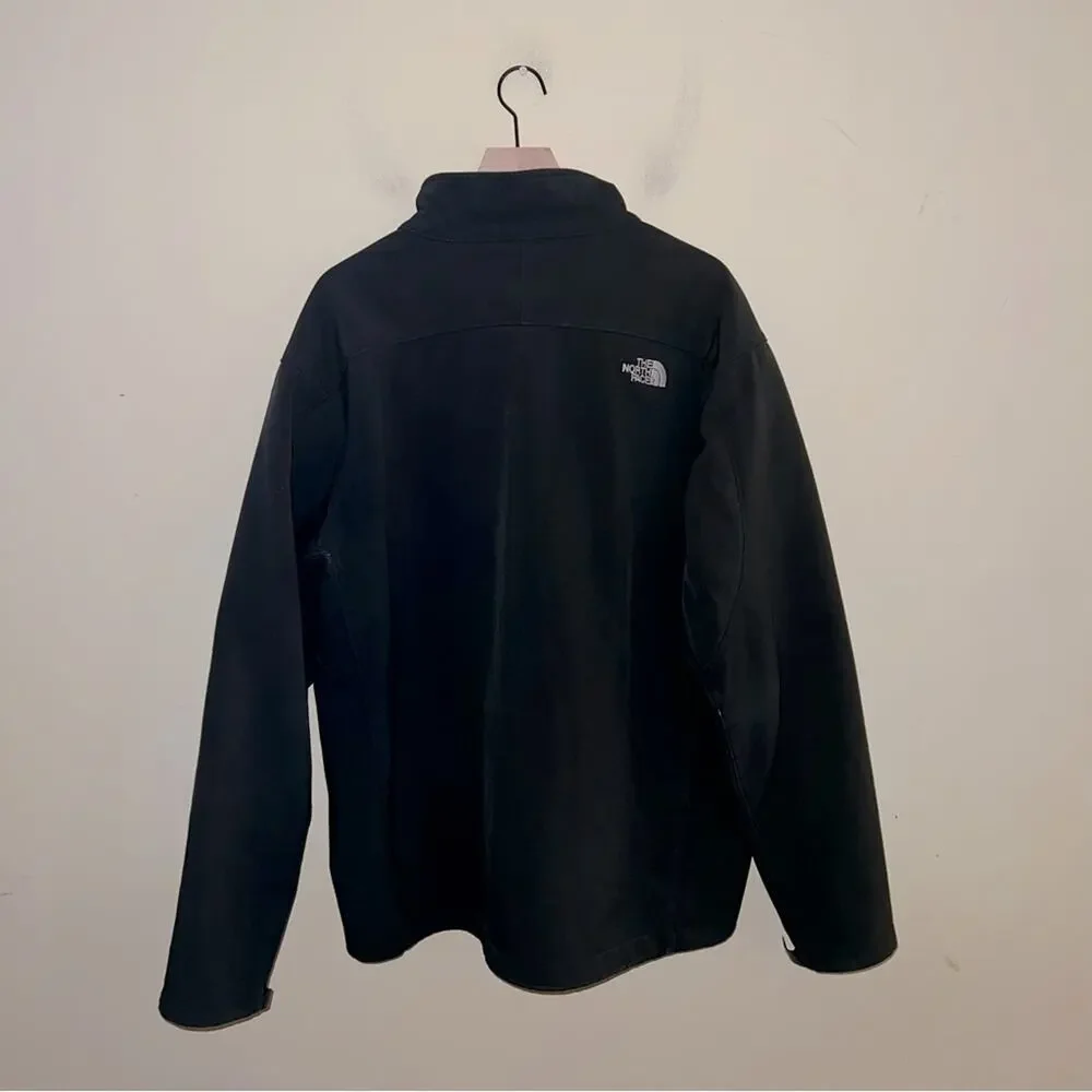 The North Face chest 52