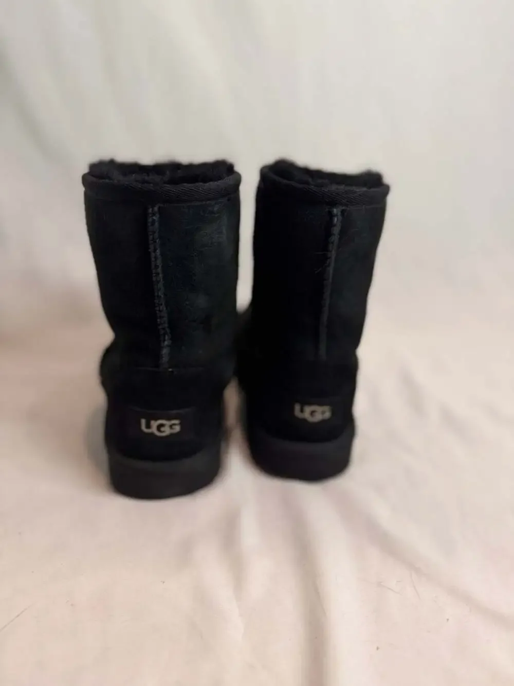 UGG classic ii