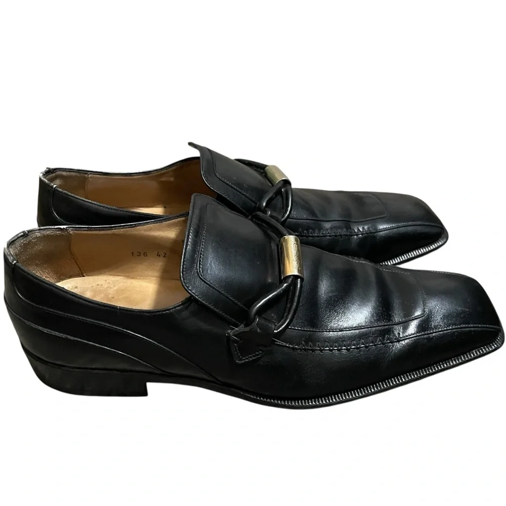 Yves Saint Laurent black ysl