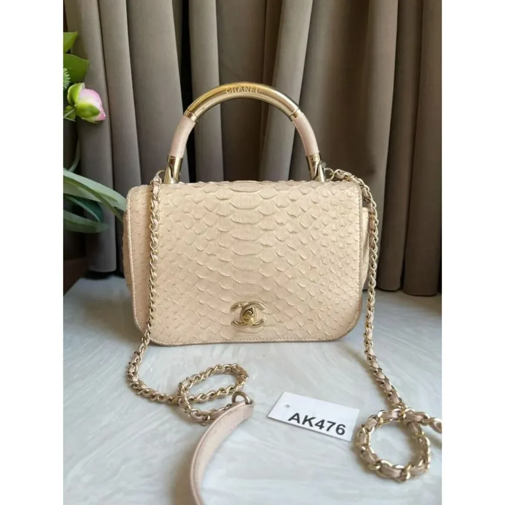 Chanel Women Pre-Loved Bag Very Good Condition
