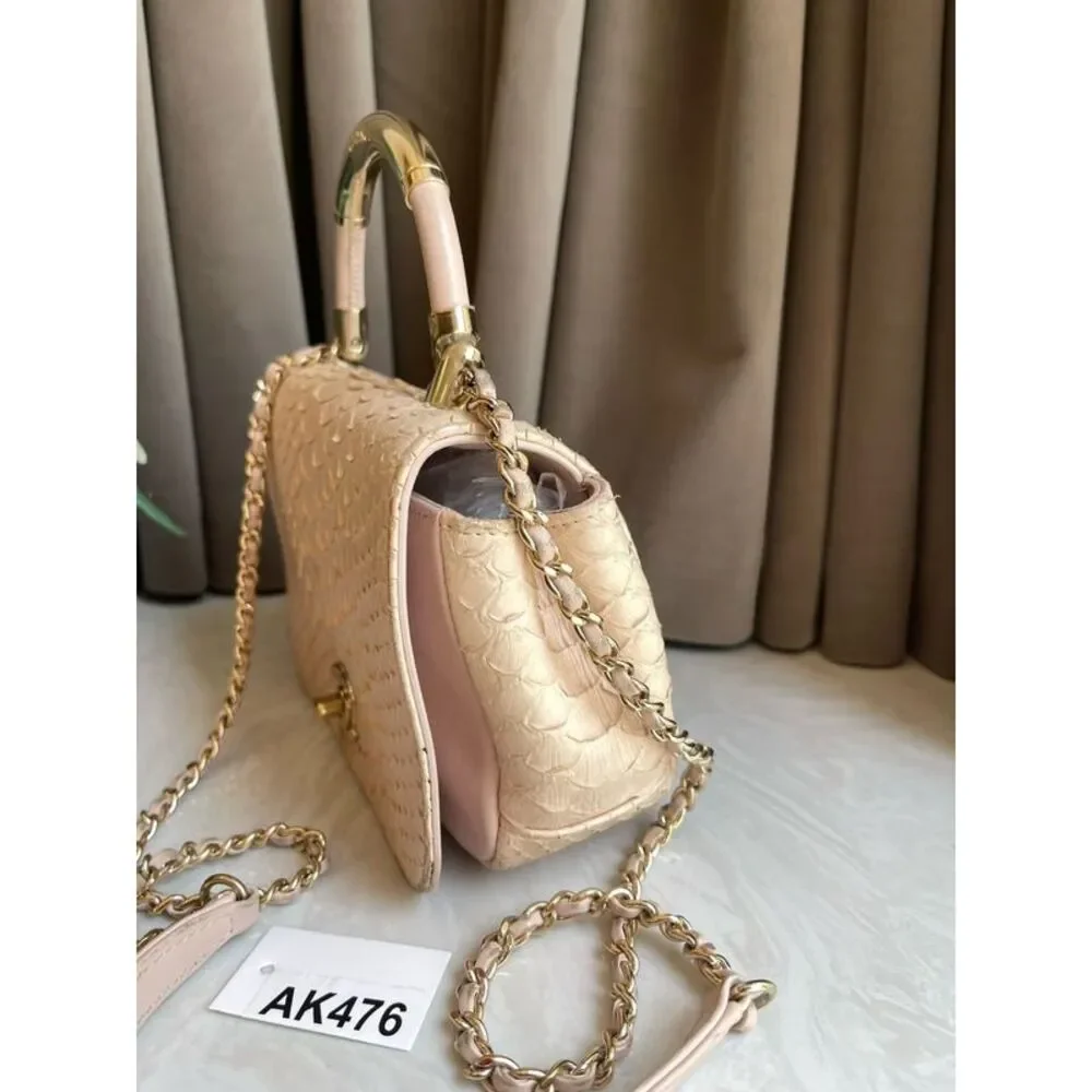 CHANEL brand color