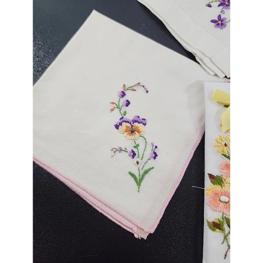 The Unbranded Brand color embroidery
