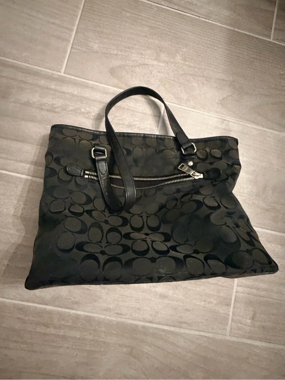 Coach sophisticated tote