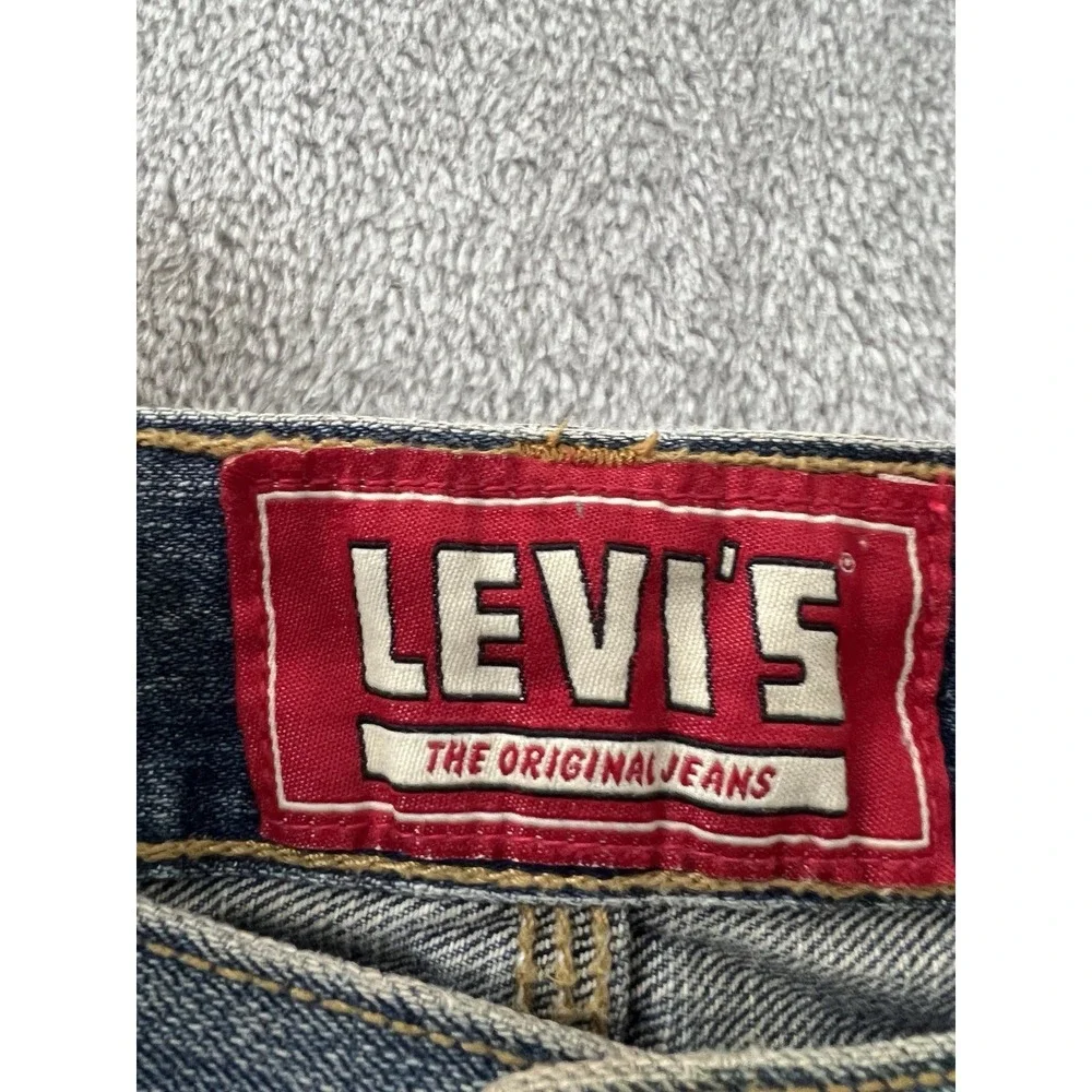 Levis up sale