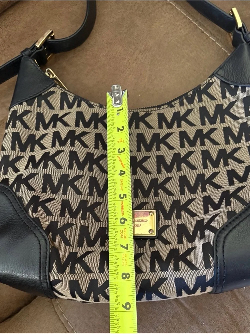 Michael Kors use bag leather
