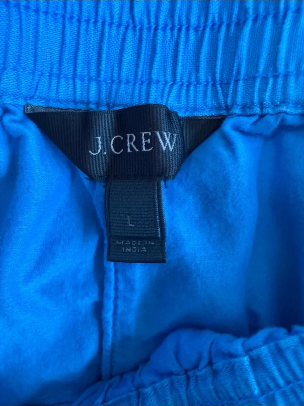 J. Crew has pockets