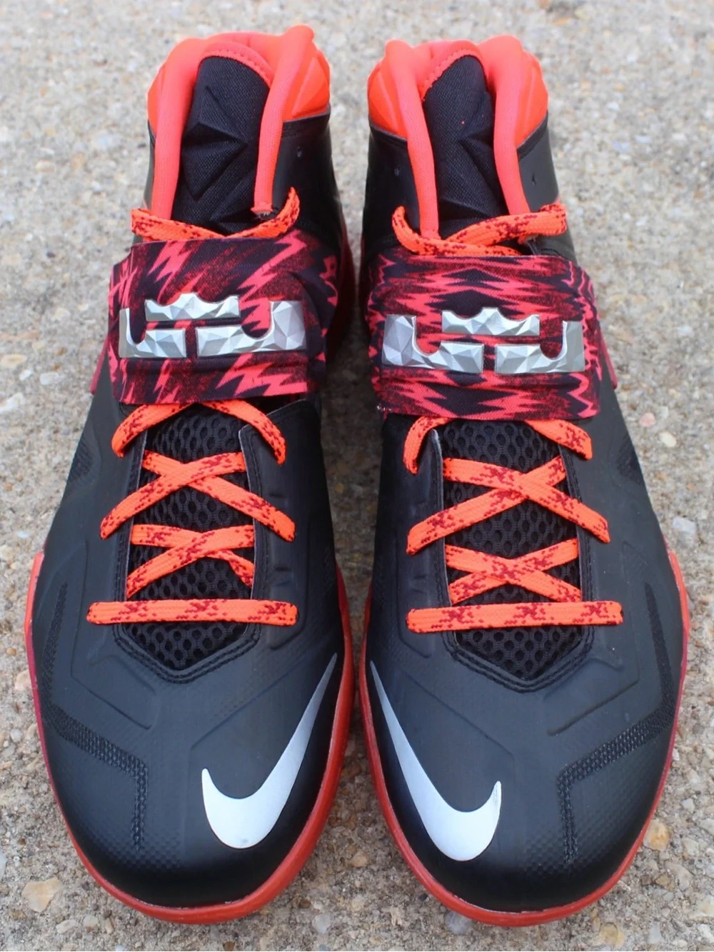 Nike LeBron Soldier 7 Black/Orange/Red Basketball Sneaker Sz 13
