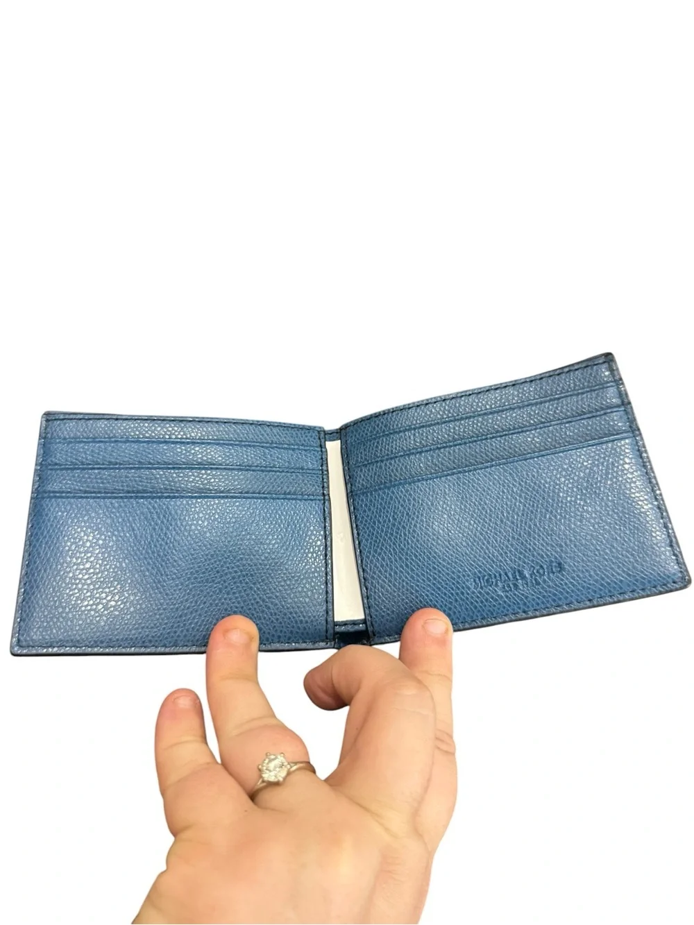 Michael Kors classic bifold