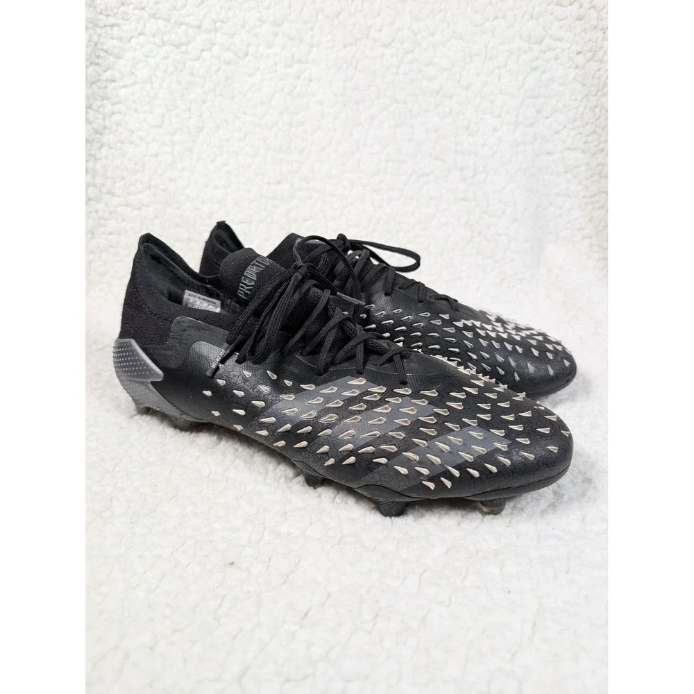 Adidas Predator Freak.1 Low FG Soccer Cleats Black Silver FY1028 Mens Size 8