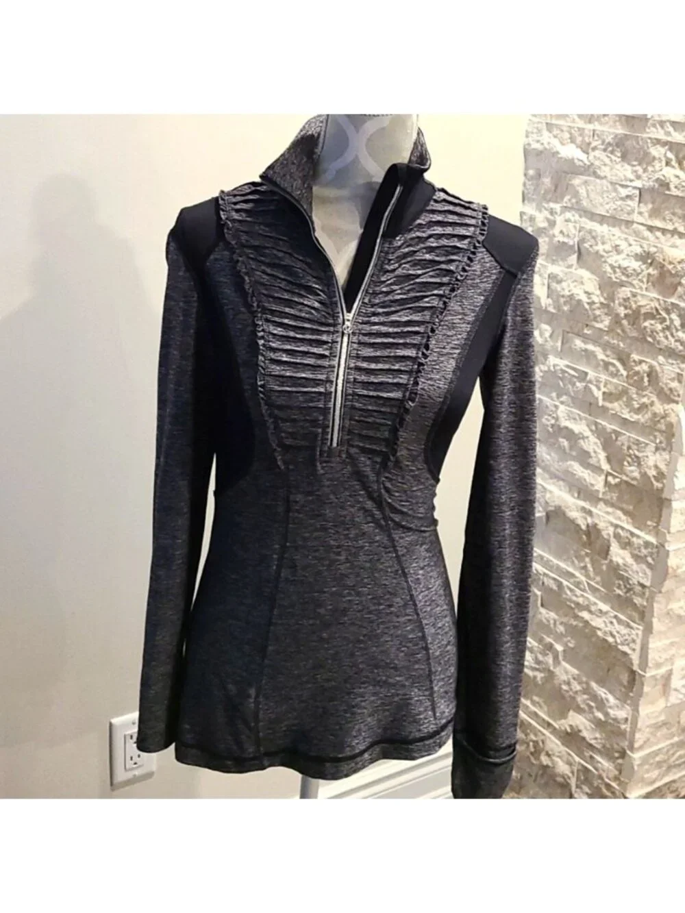 lululemon athletica heathered black
