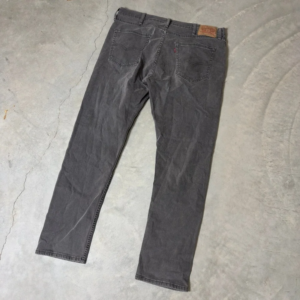 Levis levi 512