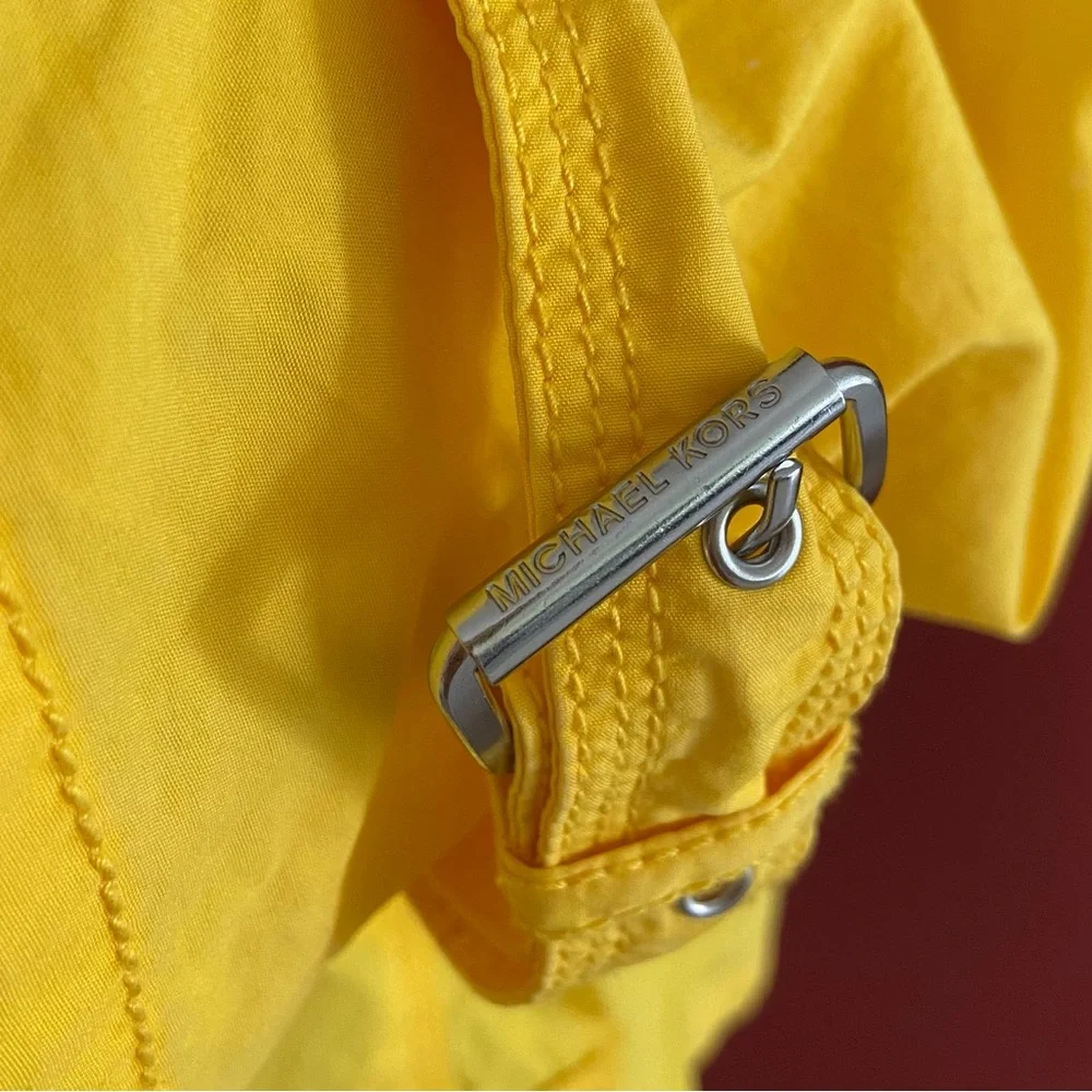 Michael Kors armpit belt length