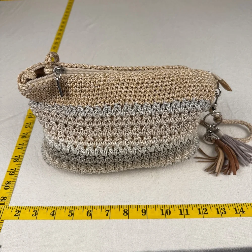 The Sak Crochet Crossbody Bag Womens Medium Beige Indie Ombre Boho Tassel Purse