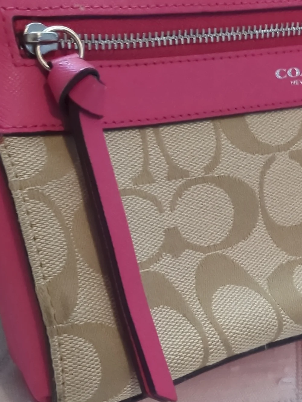 Coach pink removable signature