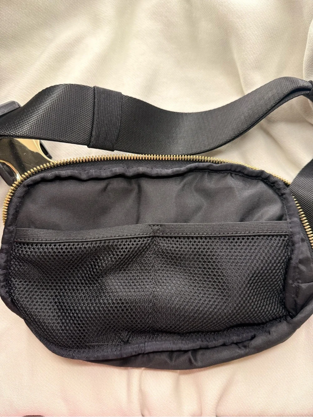 lululemon athletica sleek black