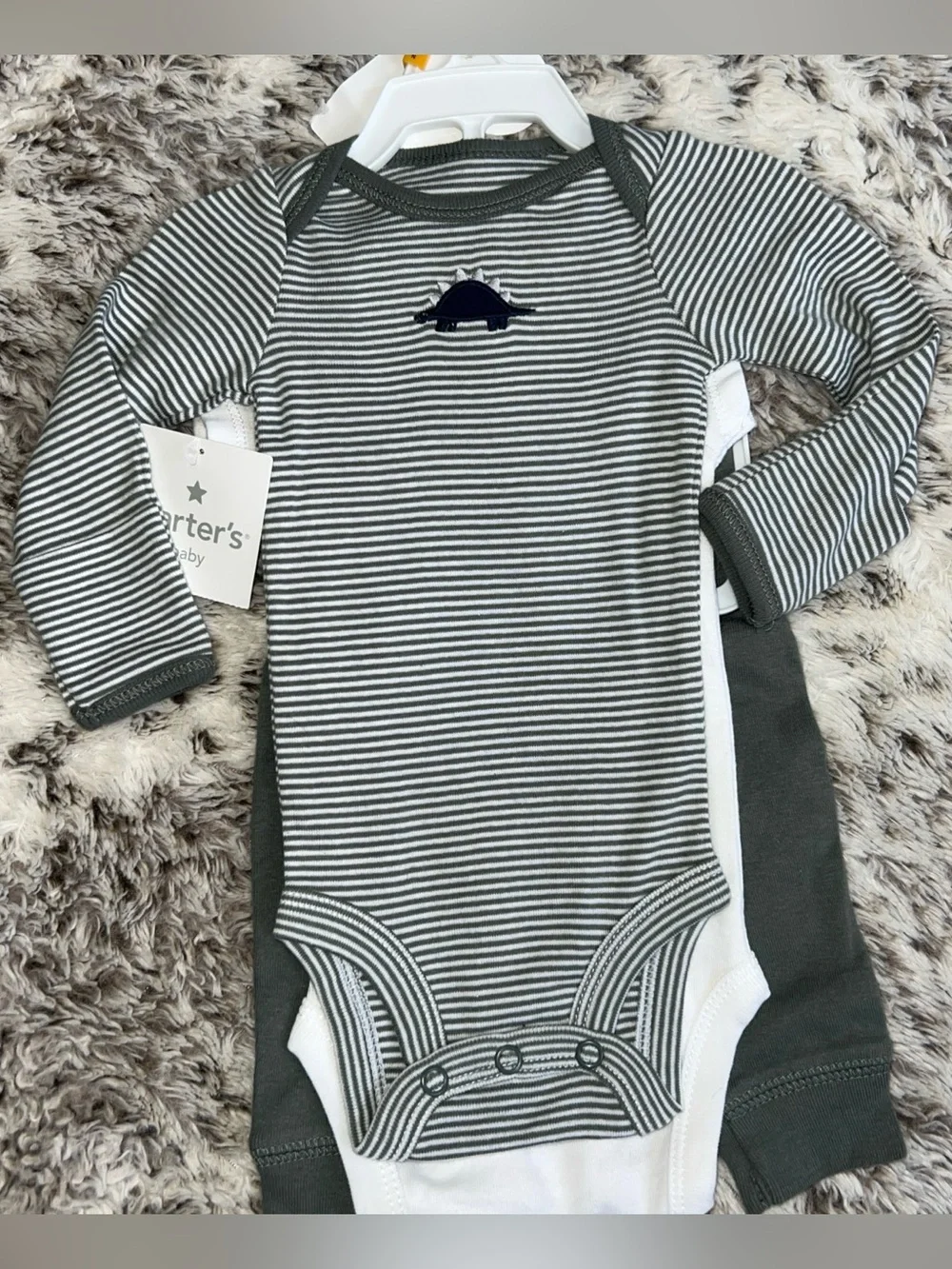 Carter’s Newborn 3-Piece Dinosaur Layette Set NWT 100% Cotton Fold-Over Mittens