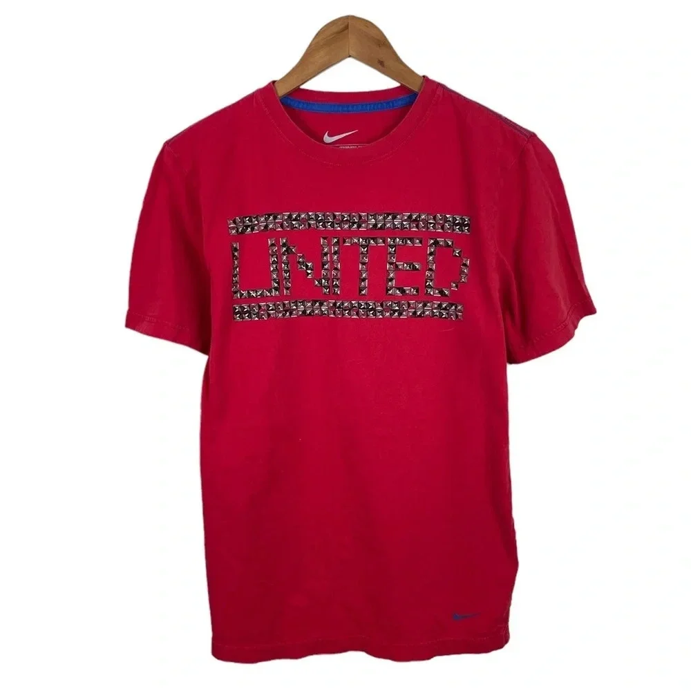 TS44 Mens Nike Standard Fit Manchester United Soccer T Shirt S