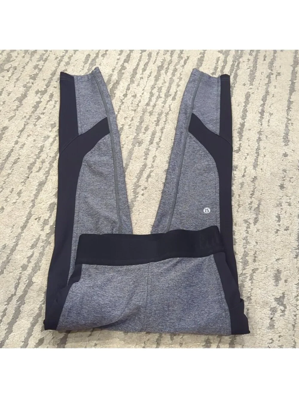 lululemon athletica roll punches