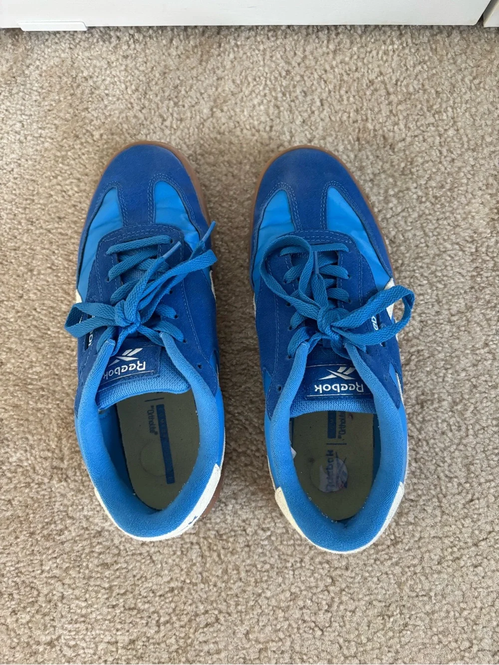 Reebok low top