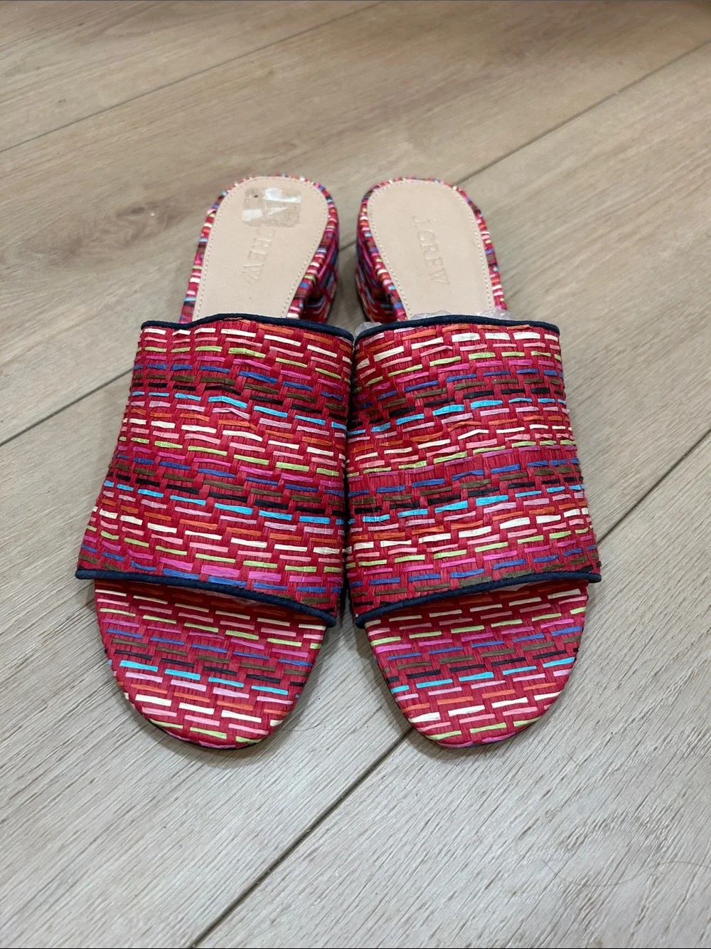 J. Crew box rainbow help