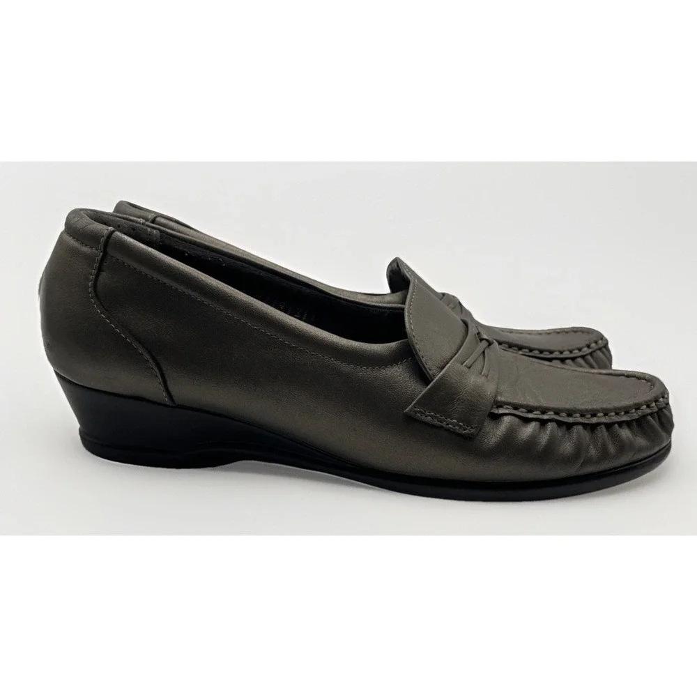 SAS Shoes Womens Size 8N Pewter EASIER‎ Leather Slip On Tripad Comfort Pewter