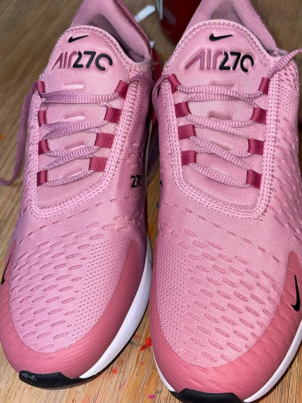 NWOT Nike Women's Air Max 270 Pink and Black Low-Top Sneakers