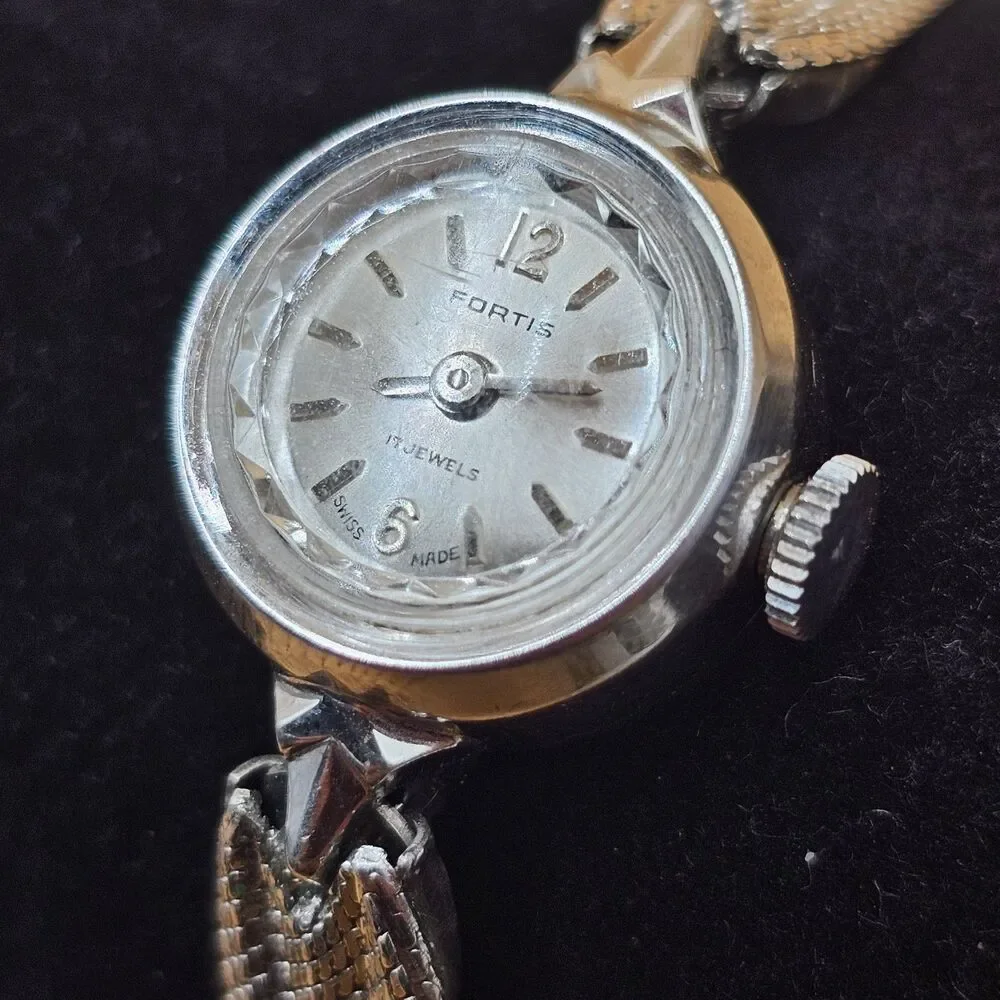 Vintage Fortis 17J Mechanical Ladies Watch On 1/20 10k GF Bracelet For Repair