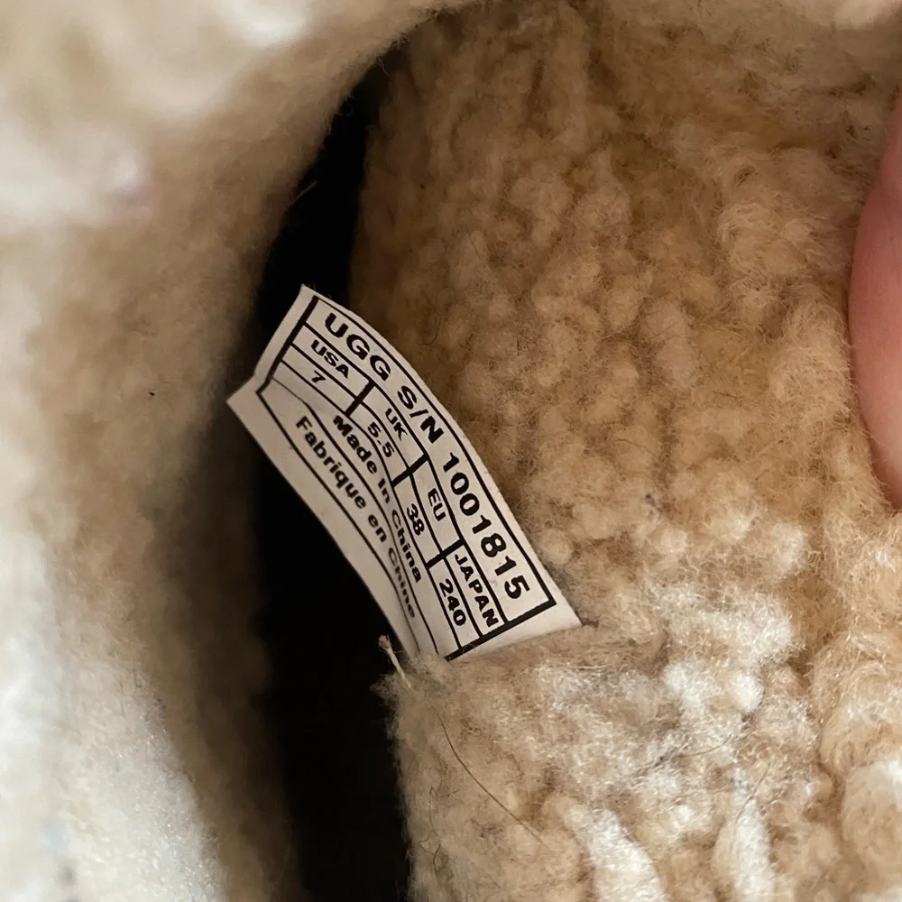 UGG leather Sherpa tie booties
