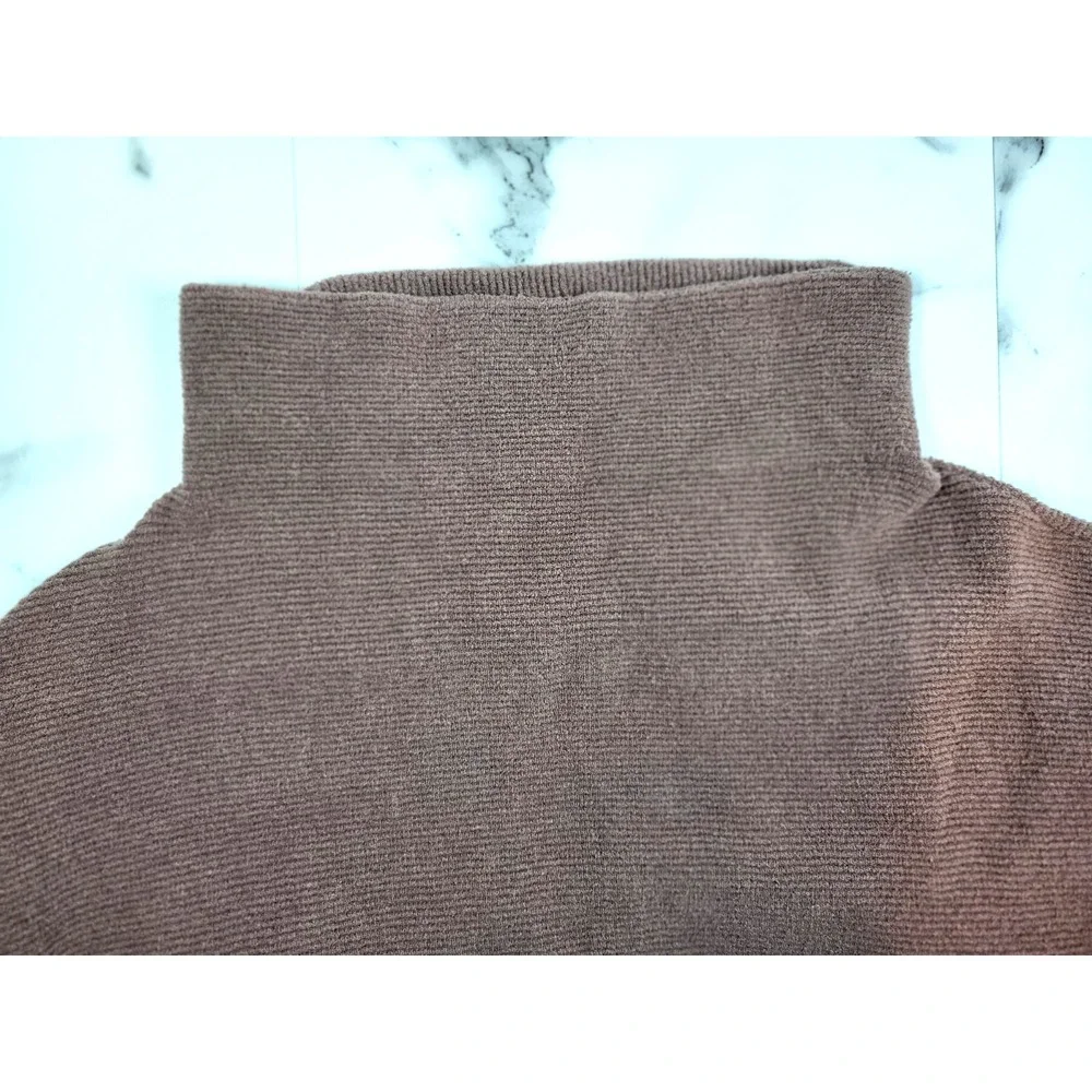 Free People neck stains