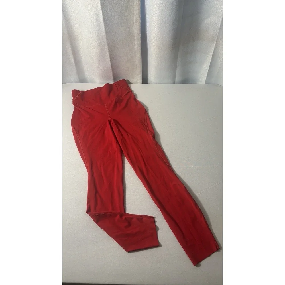 Lululemon Base Pace High Rise Crop 23