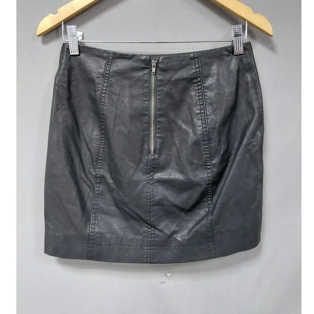 LA9 Free People Metal Black Leather Exposed Back Zip Mini Skirt Women Size 4