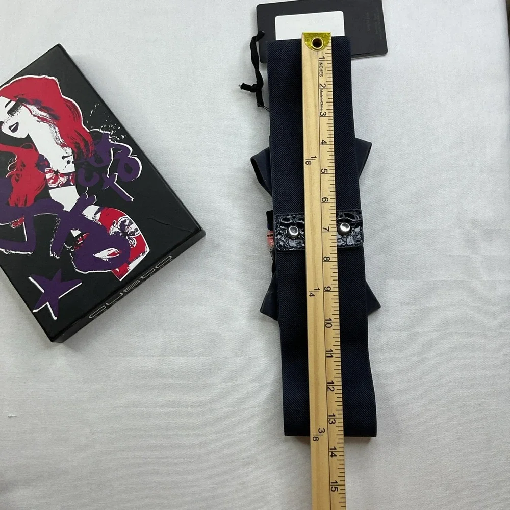 Fashionova this belt