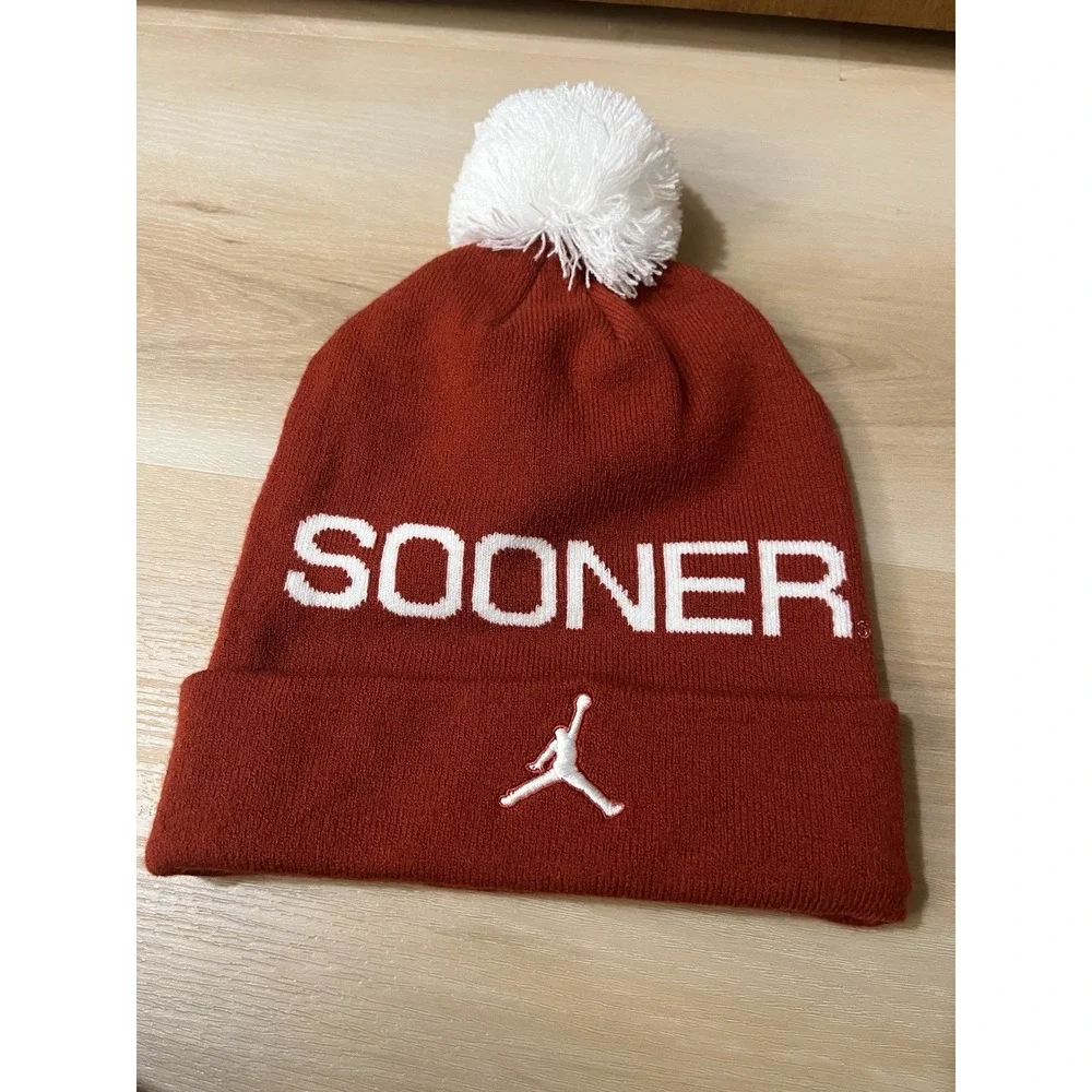 University of Oklahoma Sooners Beanie Winter Knit Hat Stocking Cap OU NCAA‎ Red