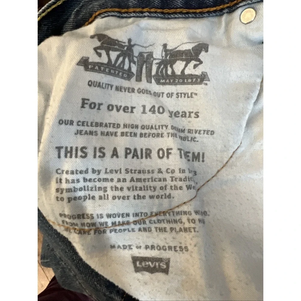 Levis levi 550