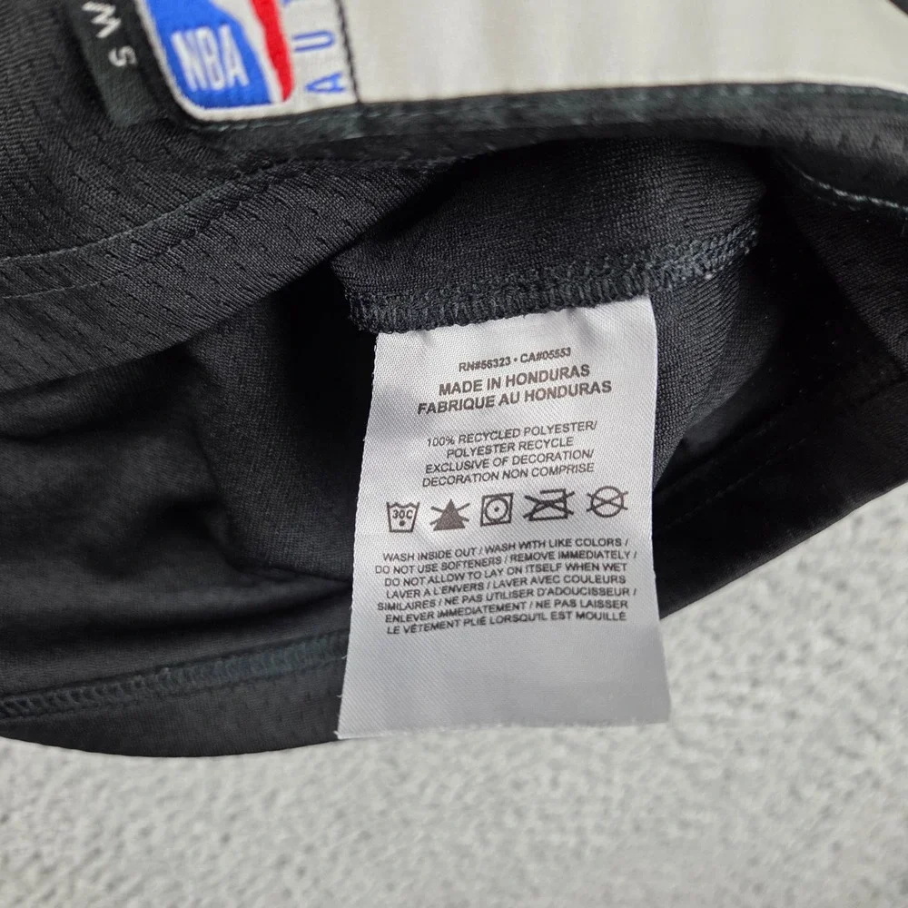 Nike Milwaukee Bucks Giannis Antetokounmpo Jersey Small‎ 40 NBA Black Statement