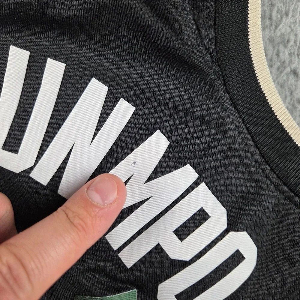 Nike Milwaukee Bucks Giannis Antetokounmpo Jersey Small‎ 40 NBA Black Statement